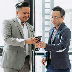 Why Top Salesforce Recruiters Make the Difference _ VALiNTRY Salesforce certified experts reviewing a request to connect from a Salesforce recruiter | VALiNTRY